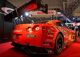 GTNET ADVAN NISSAN GT-R